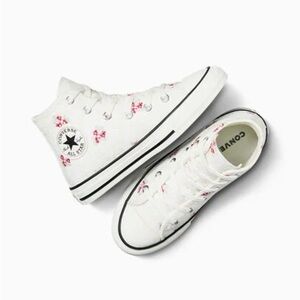 Converse Chuck Taylor All Star  Rose Stitch Little Girl 3 High Top Shoe